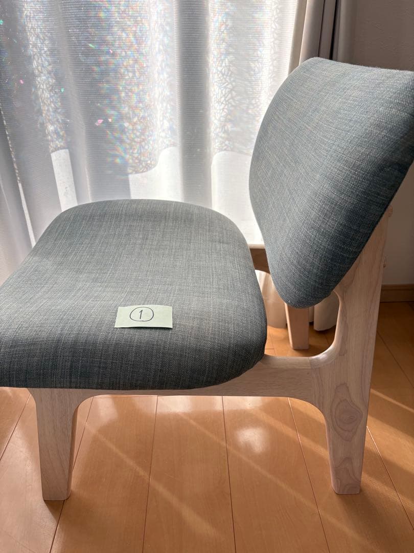 ニトリダイニングチェア　リラックスワイド①