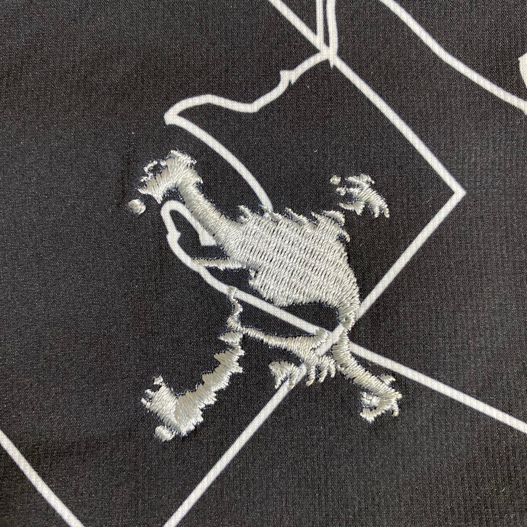 美品OAKLEYオークリーメンズ ゴルフ リバーシブル長袖ウインドブレーカー M