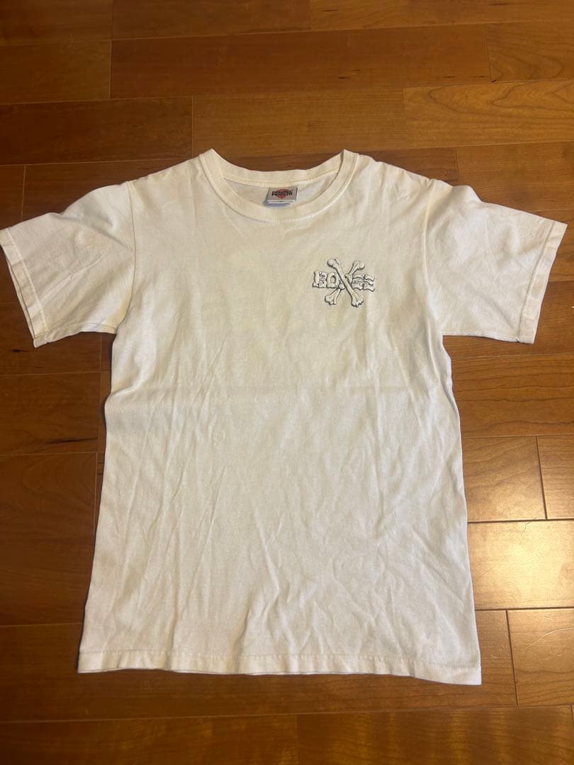 骨のクロスボーンプリント Tシャツ S
