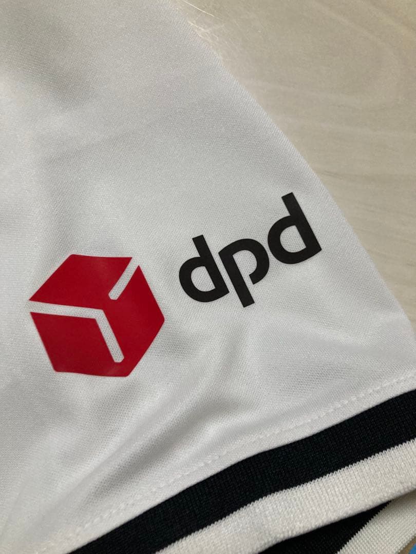 【新品タグ付き】アイントラハトフランクフルト22-23ユニフォーム36番クナウフ