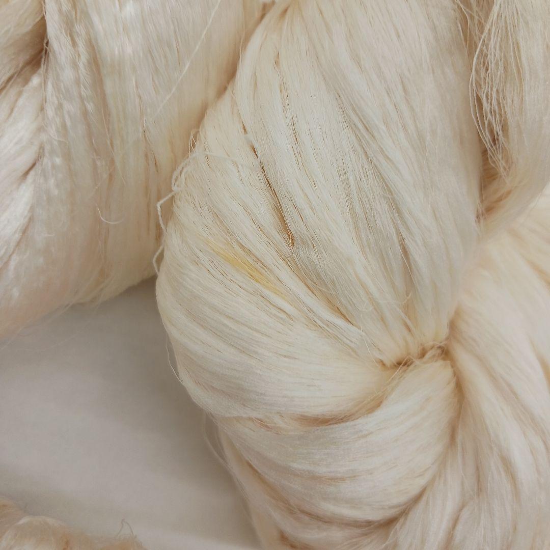 たぬき様専用極細糸、黄色絹糸セット