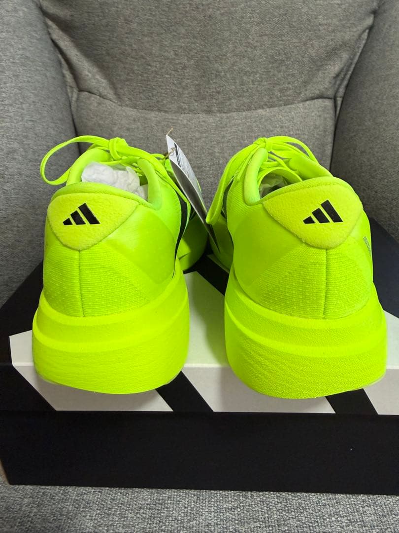 新品未使用　アディダス evo sl 26.0cm 蛍光イエロー