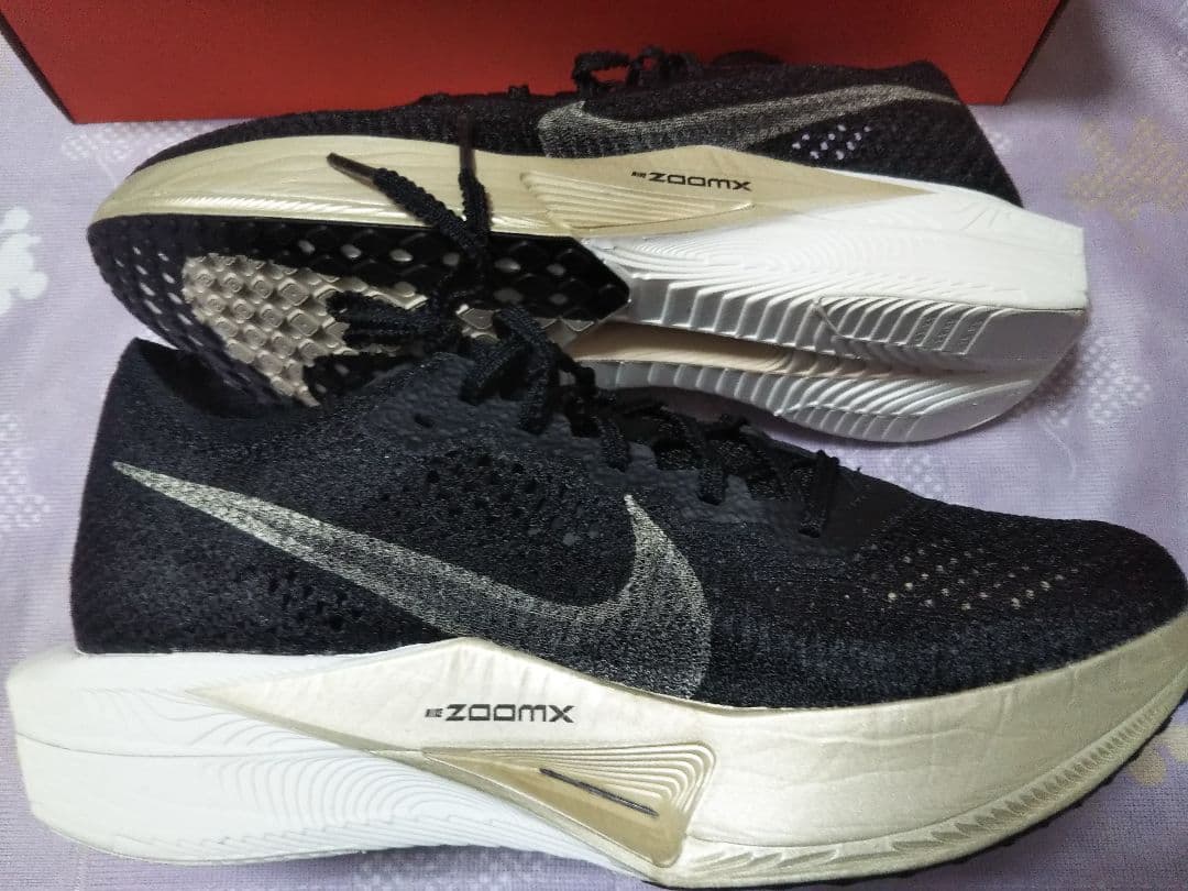 箱有り 未使用 ナイキ ヴェイパーフライ ネクスト% 3 26.5cm