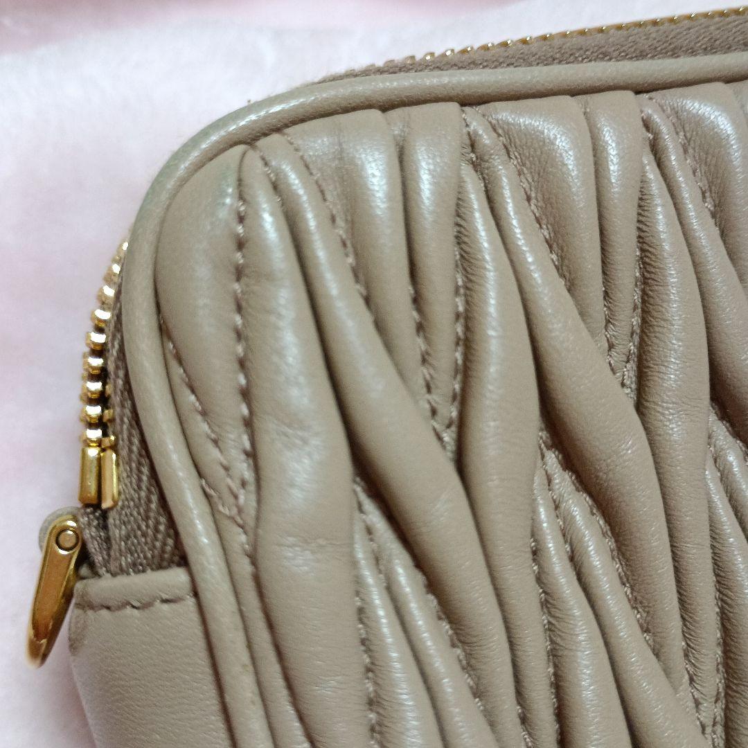 ♡MIU MIU マトラッセ・ナッパレザー・ミニバッグ