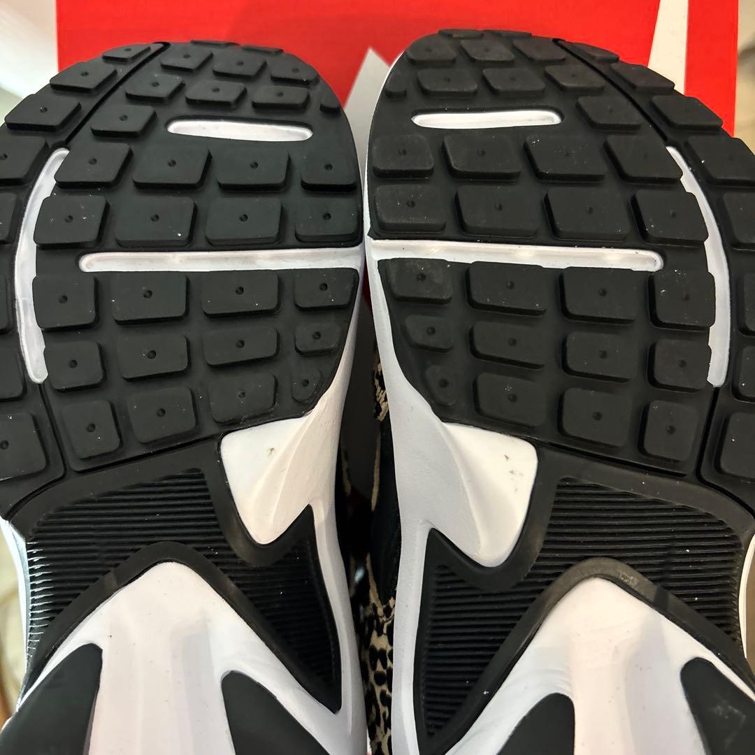 未使用 Nike AL8ナイキ ウィメンズ スニーカー　ブラックレオパード