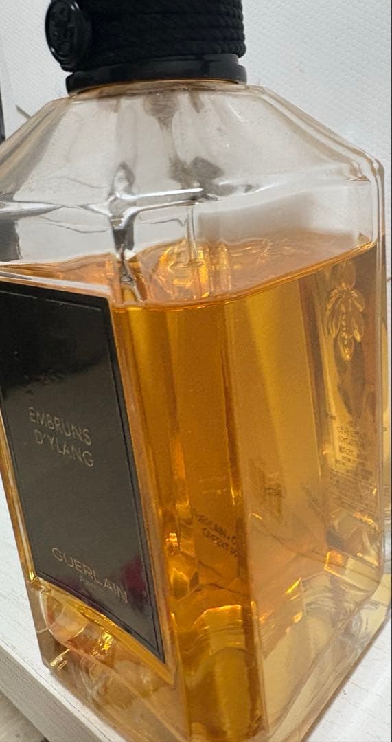 m*様 年内お値下げ☆GUERLAIN EMBRUNS D'YLANG 200m