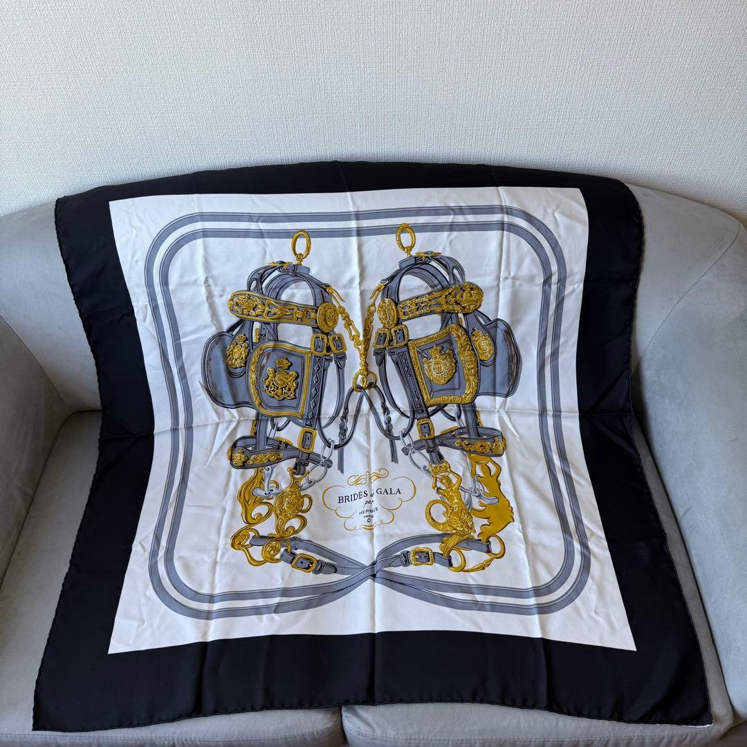 エルメス カレ 90 BRIDES de GALA スカーフ シルク