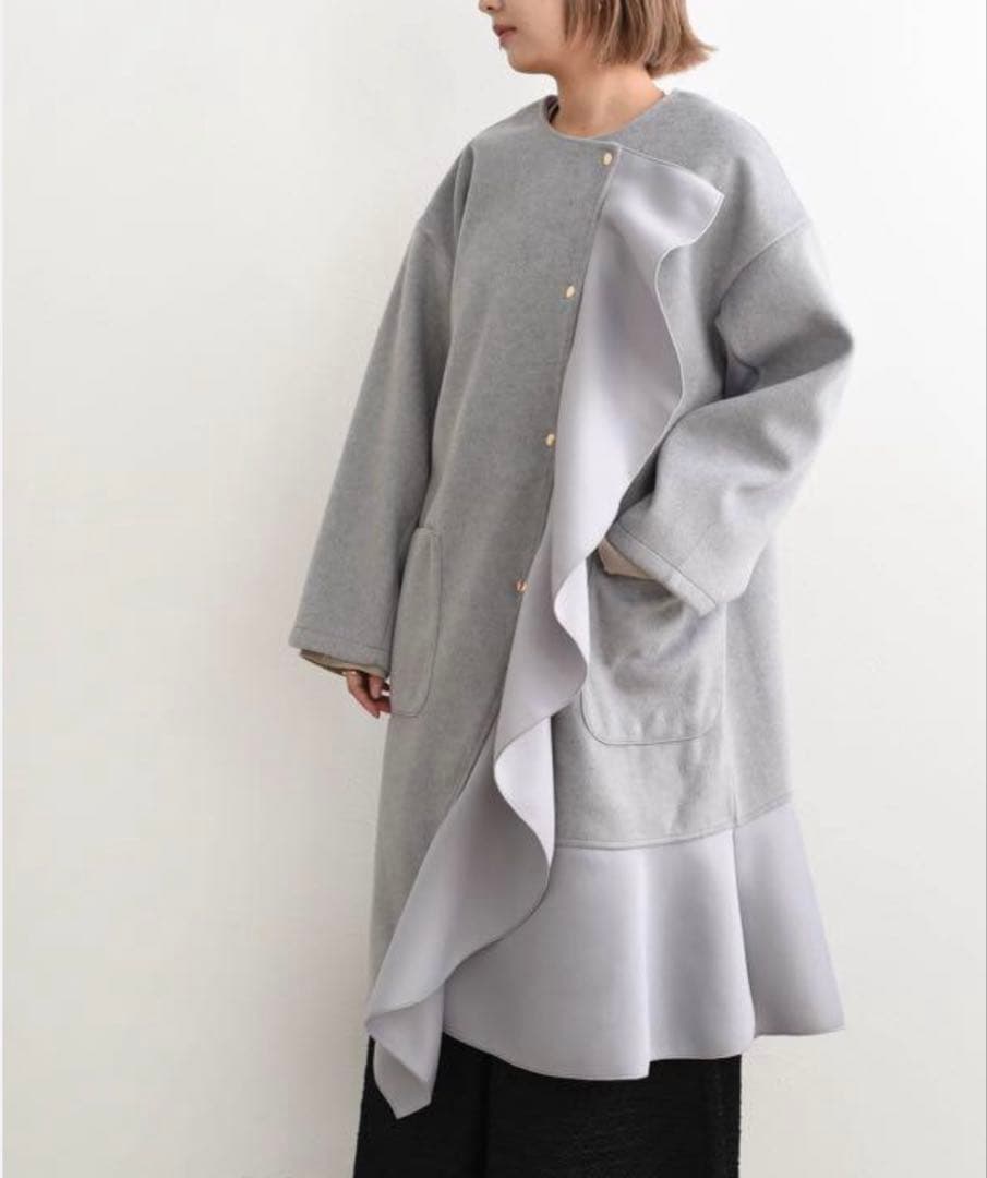 eimee low エイミーロウ ボンディングフリルビーバーコート - メルカリ