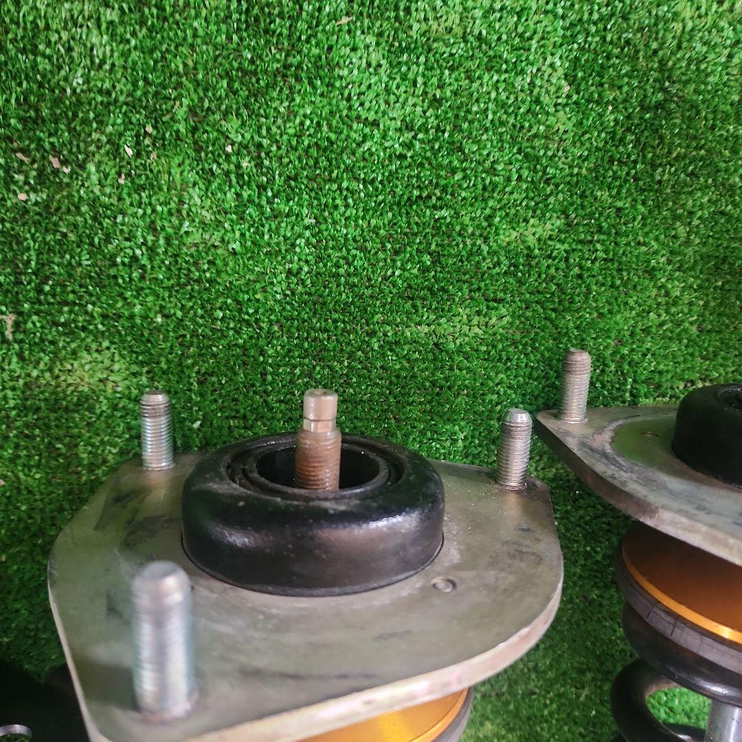 エルグランド(E51)日産　サスペンション