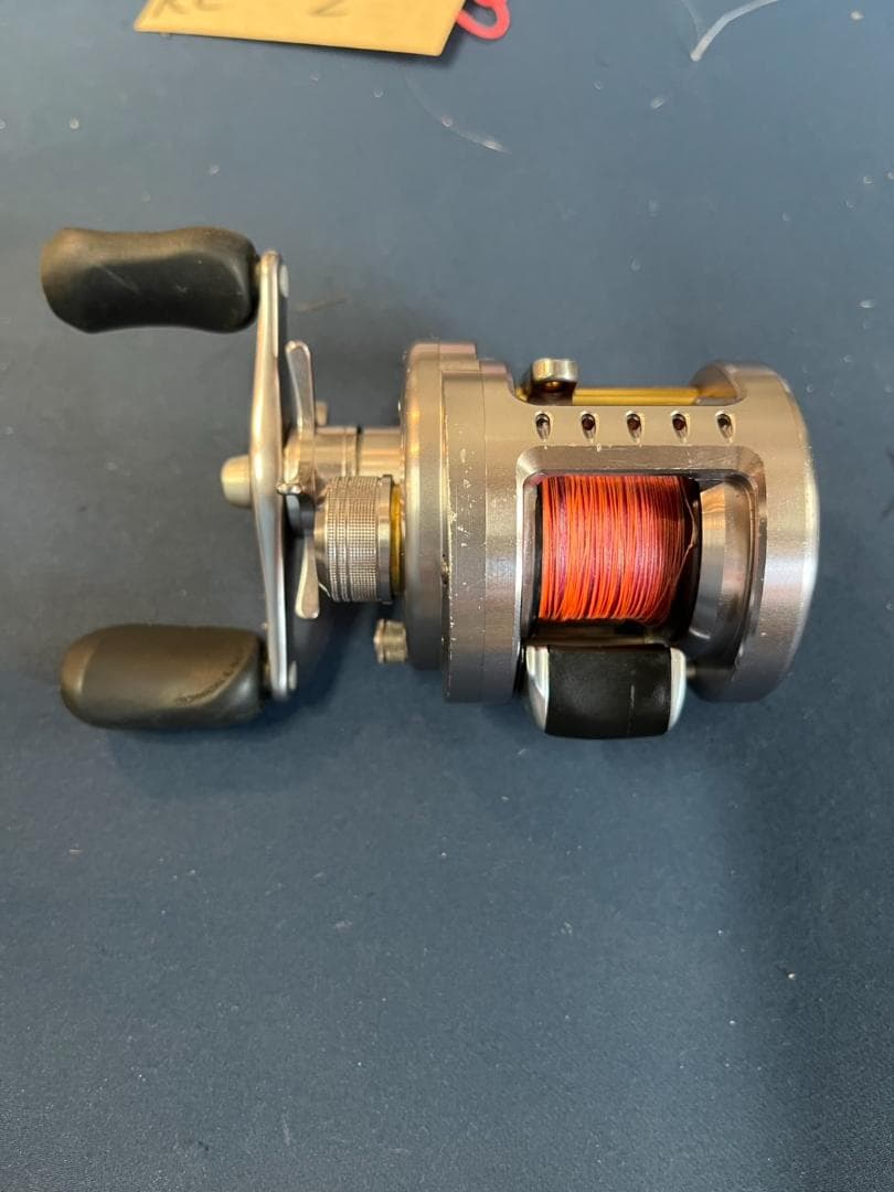 カルカッタコンクエスト　101DC　トラウトルアー　ベイトリール　シマノ