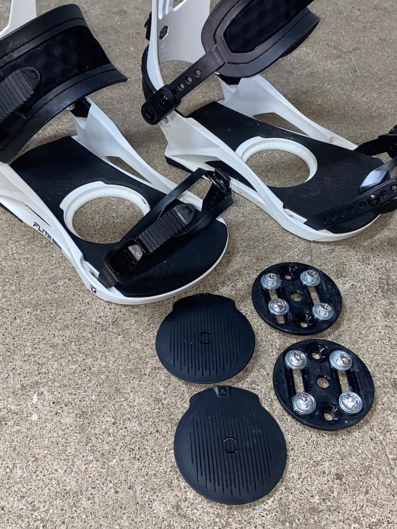 UNION FLITE PRO スノーボードビンディングL
