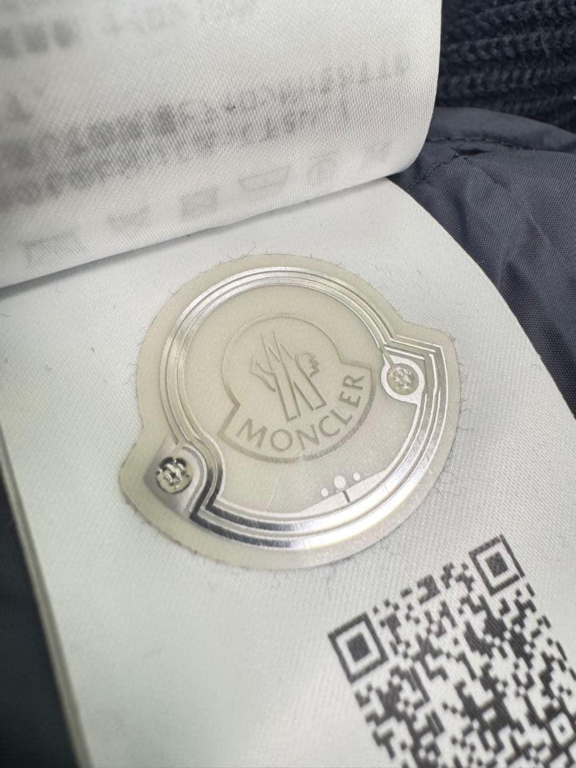 極美品☆年末売切SALE☆ モンクレール 2019年製 ニットダウン ネイビー