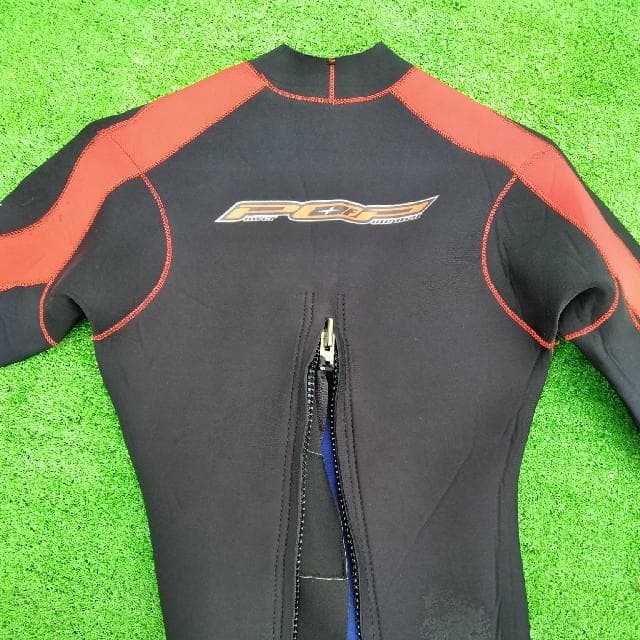 ポップのウエットロンスリタッパー3ミリ黒赤M送料無料