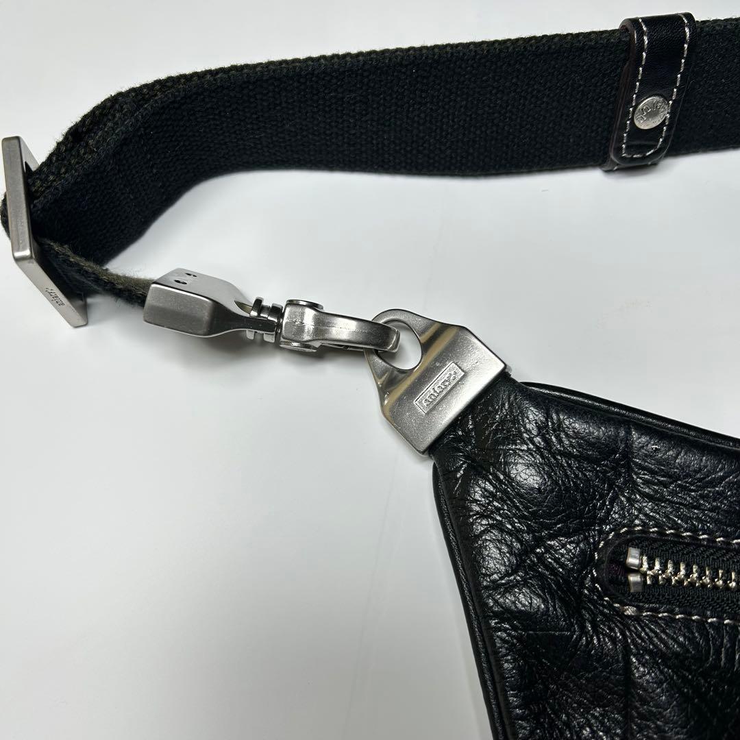 美品 アニアリ ボディバッグ クロコ型押し ショルダーバッグ 迷彩