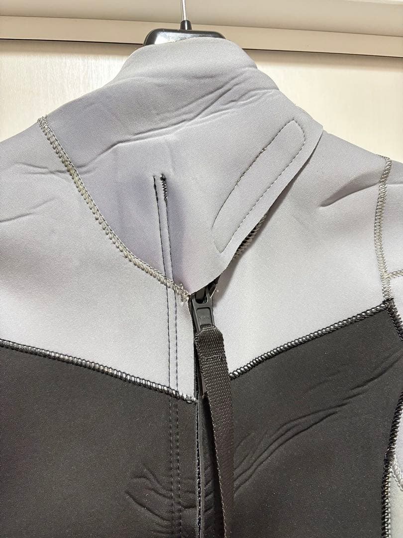 ロキシー 長袖ショートウェットスーツ グレー/ブラック　ロングスプリング　ML