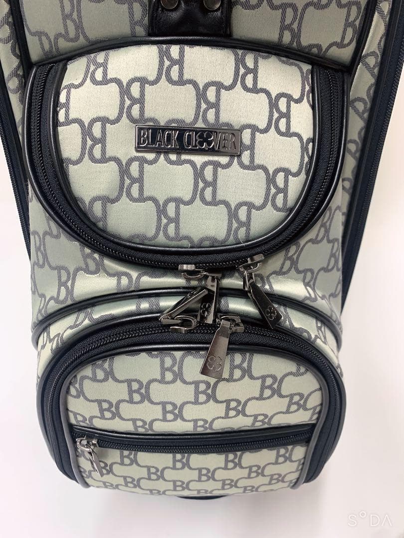 新品 ブラッククローバー キャディバッグ ヘッドカバー付き ベージュ