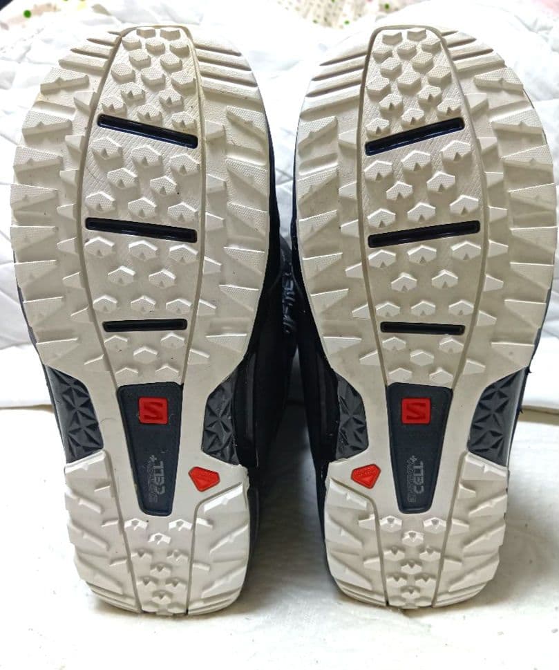 スノーボードブーツ　SALOMON MALAMUTE 26.5 カカト浮き防止