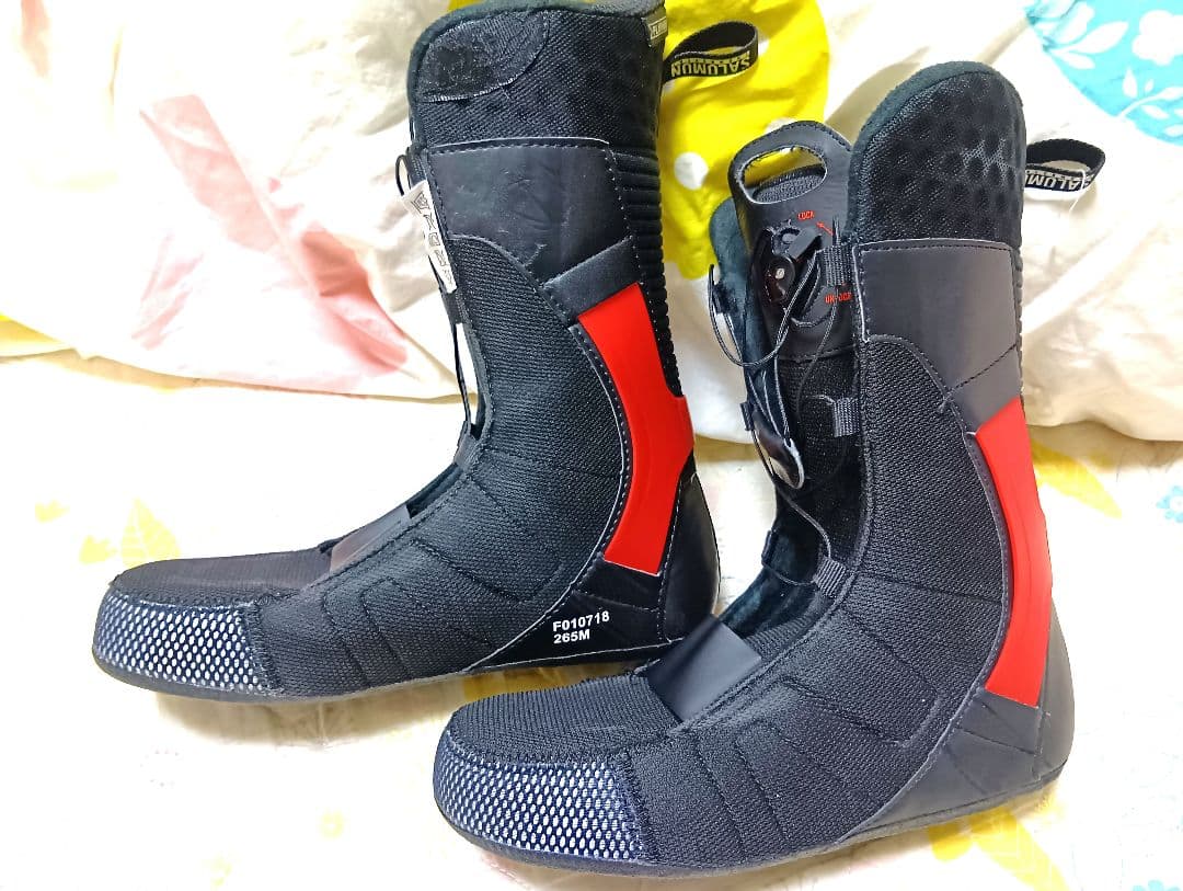 スノーボードブーツ　SALOMON MALAMUTE 26.5 カカト浮き防止