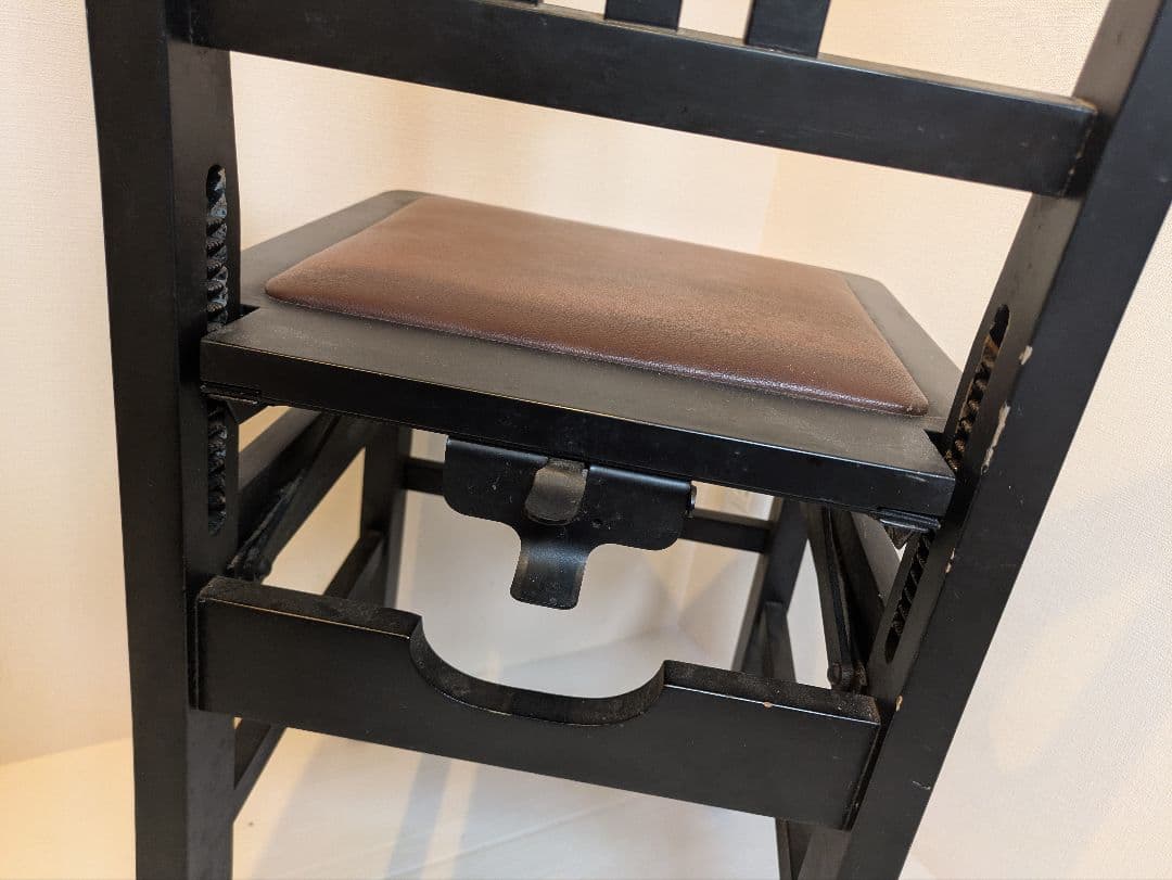 ピアノ椅子　グランドピアノ　背もたれ椅子　トムソン　高さ調整可