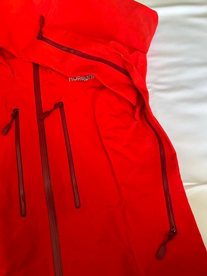 NORRØNA Trollveggen Gore-Tex Light Pro