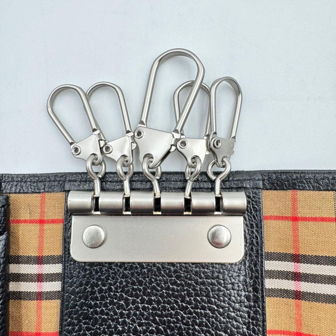 未使用品✨BURBERRY 5連キーケース　レザー　ブラック