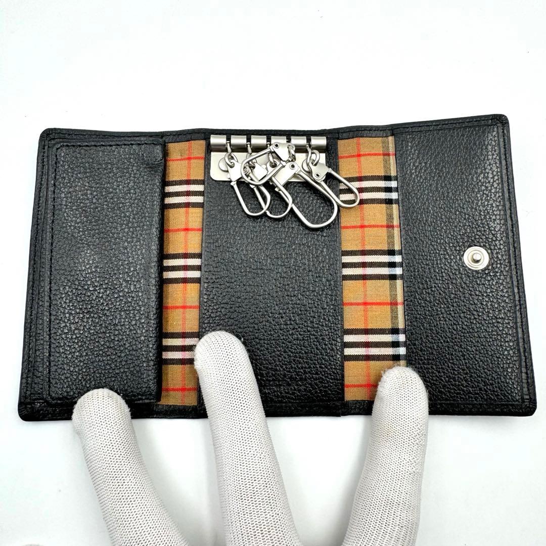 未使用品✨BURBERRY 5連キーケース　レザー　ブラック