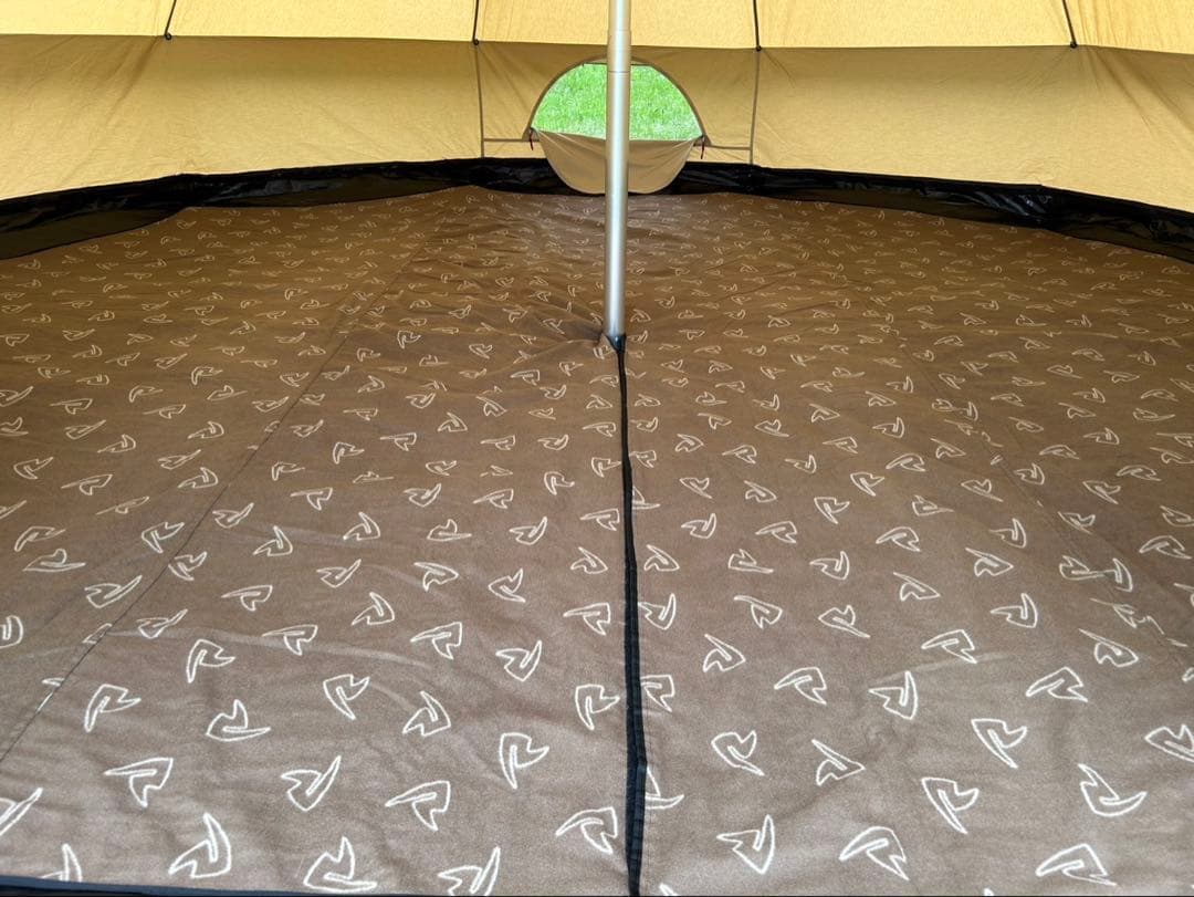 ローベンス　クロンダイク（フットプリント・フロアカーペットつき）