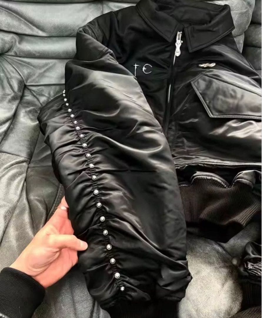 即日発送‼️ ブラック ボンバージャケット thug club