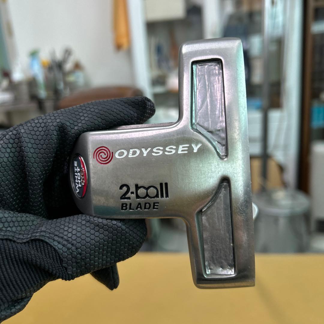 ODYSSEY 2-ball BLADE パター