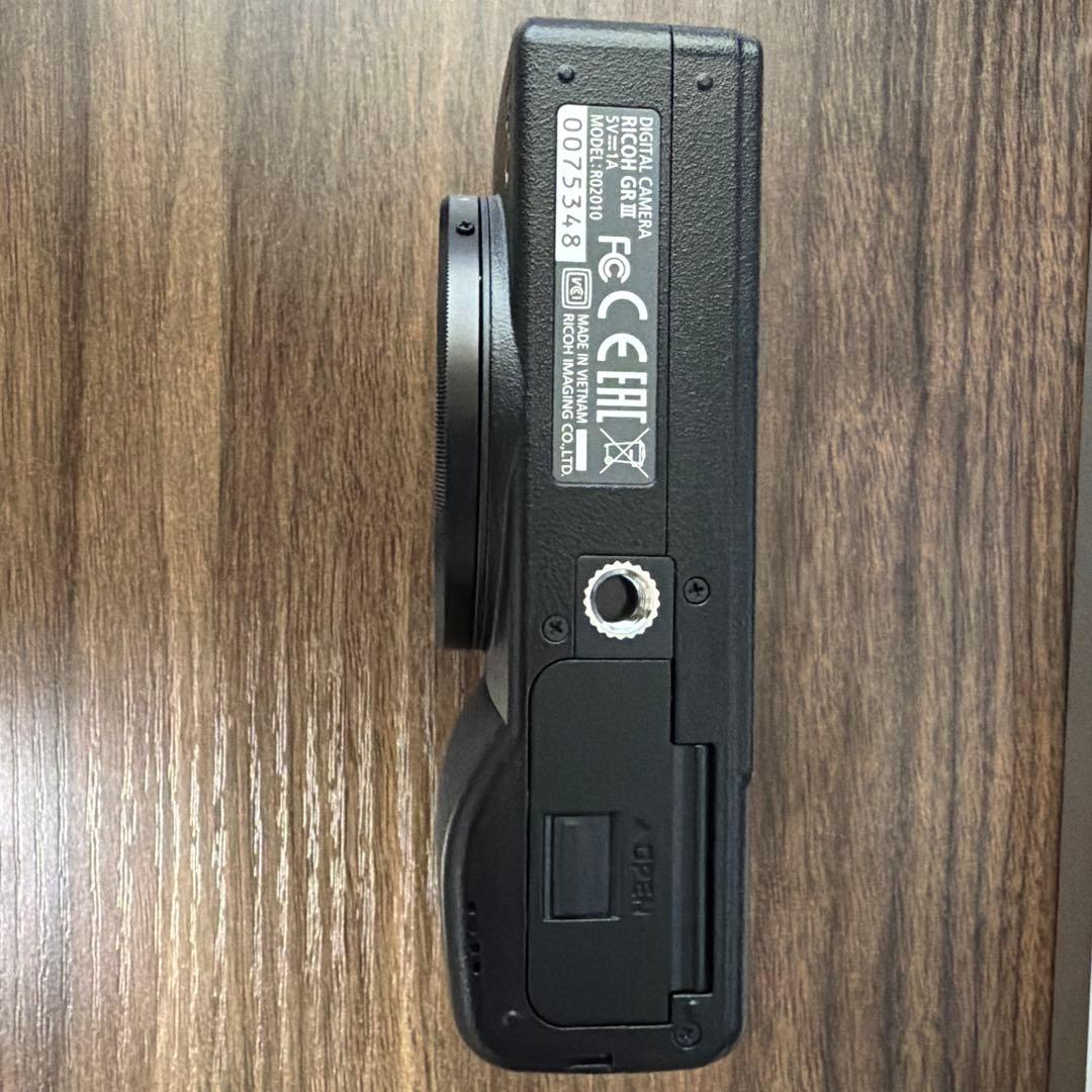 RICOH GR3 純正ストラップ、バッテリー付