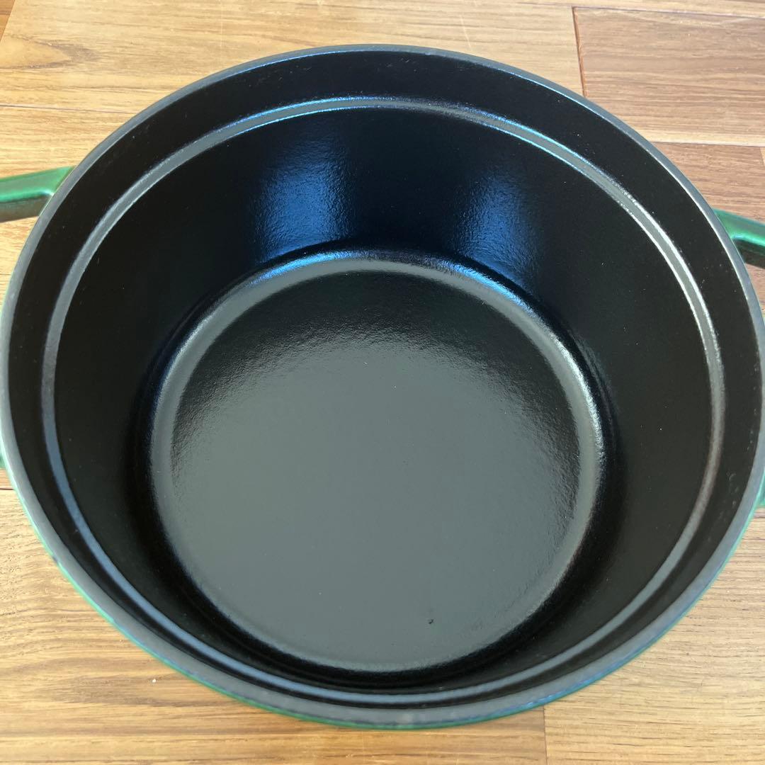 美品 STAUB ピコ ココット ラウンド 20cm バジルグリーン 両手鍋