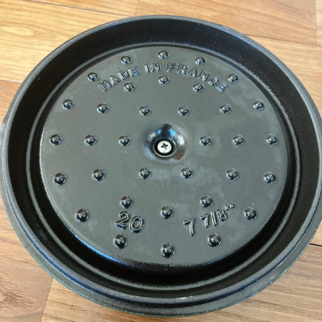 美品 STAUB ピコ ココット ラウンド 20cm バジルグリーン 両手鍋