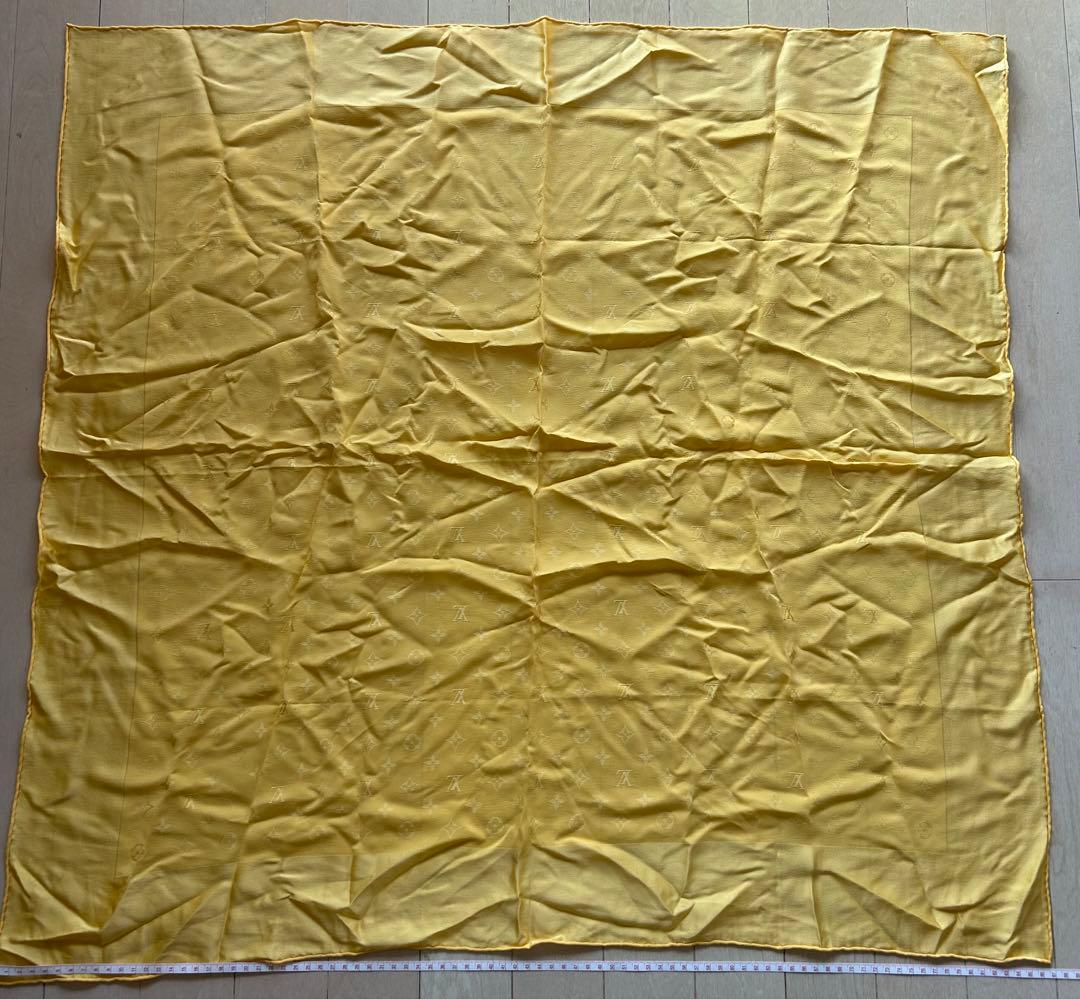 LOUIS VUITTON イエロースカーフ 約87cm x 87cm