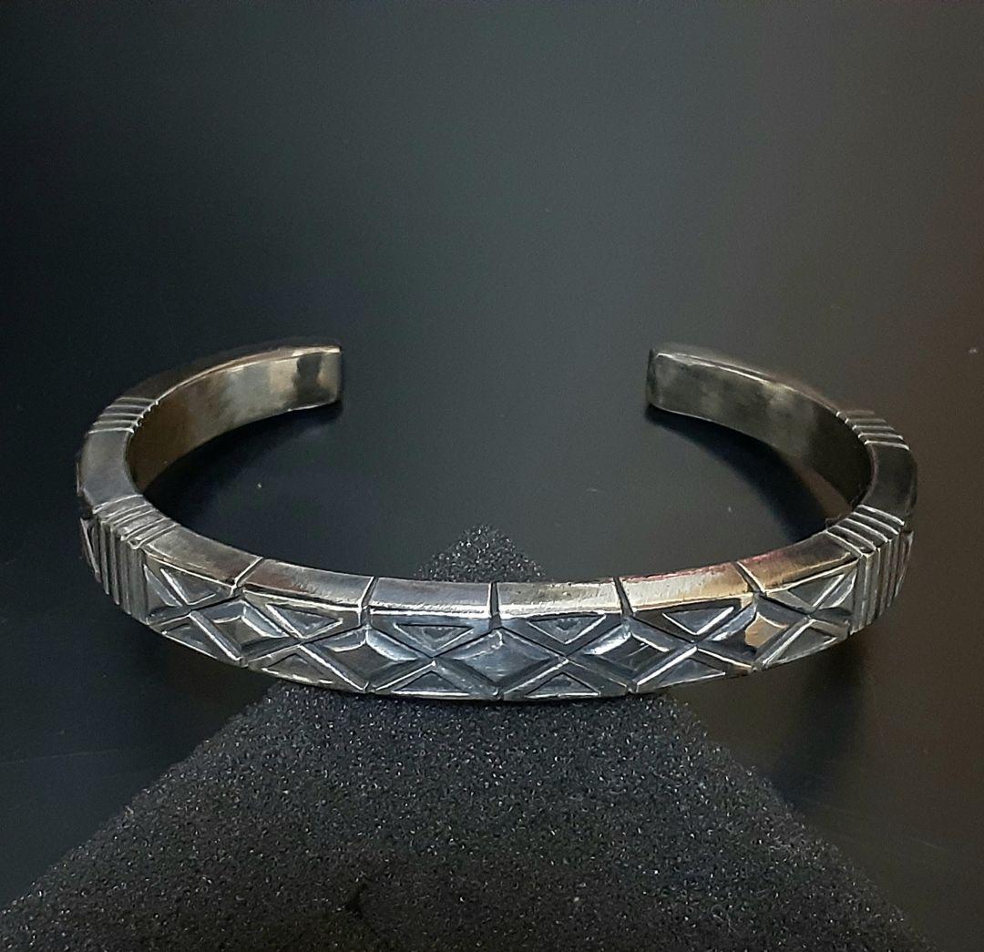  Martinezカルビンマルチネス　インディアンジュエリー　ナバホ