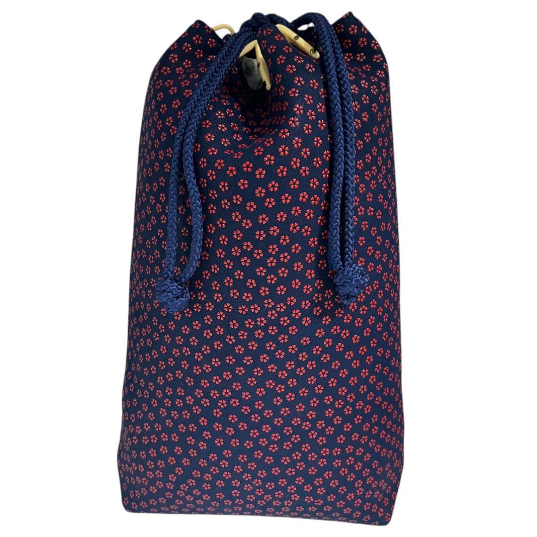 極美品✨未使用級　印傳屋　合切袋（大）　信玄袋　巾着　小桜柄　鹿革　濃紺　赤