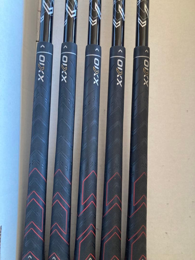 ゼクシオ11アイアンSRシャフトのみボルドー5本美品 - メルカリ