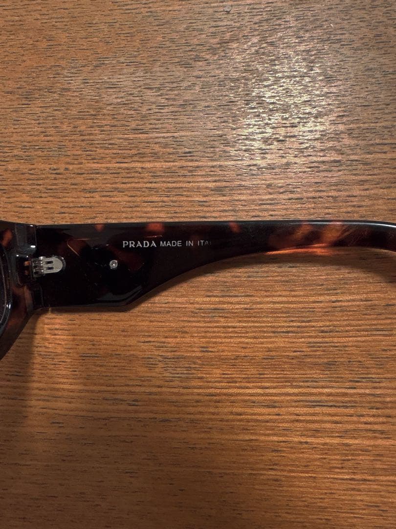 PRADA スクエアサングラス ブラウン　ベッコウ柄