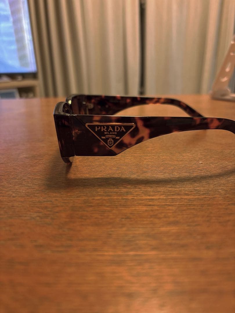 PRADA スクエアサングラス ブラウン　ベッコウ柄