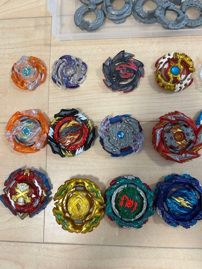 ベイブレードバーストまとめ売りランチャー付 A97750810 オン