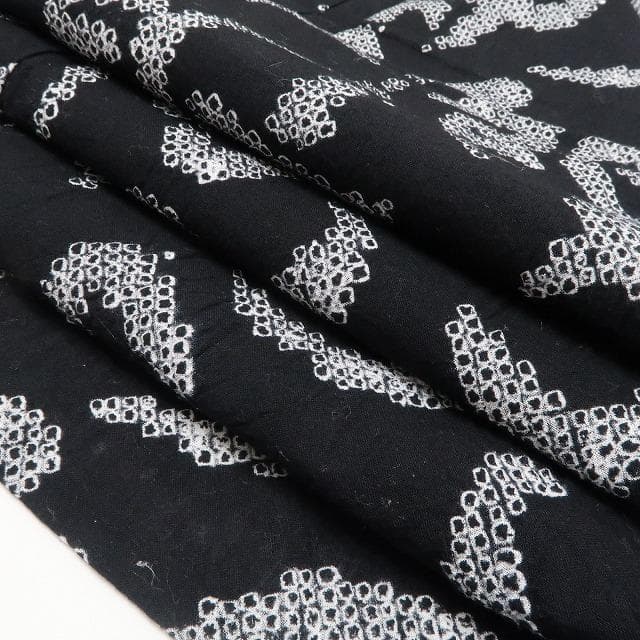 新品 有松鳴海絞り 文字柄 夏着物 高級仕立て 仕付け糸付 高級浴衣 5877