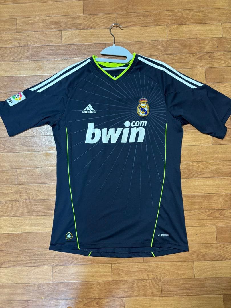 正規品レアルマドリード エジル23 アウェイシャツオーセンティック