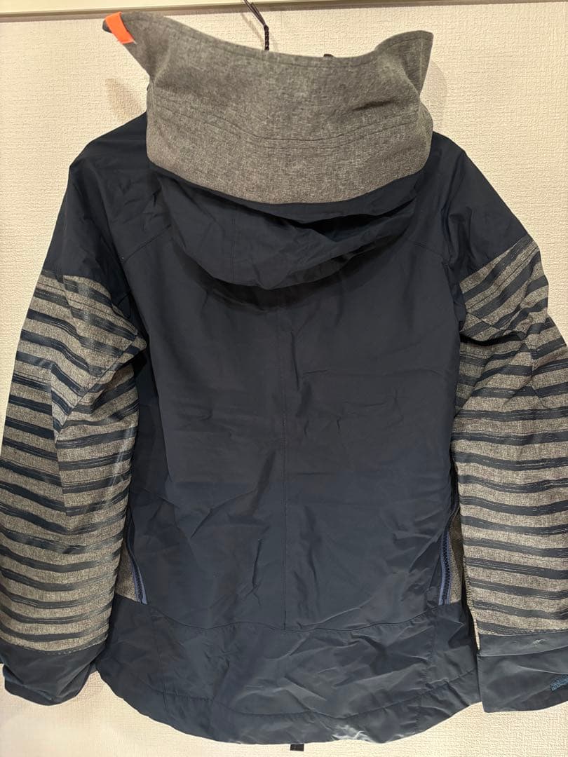 デサントＡ7スノーボードウェア上下セット　レディースM