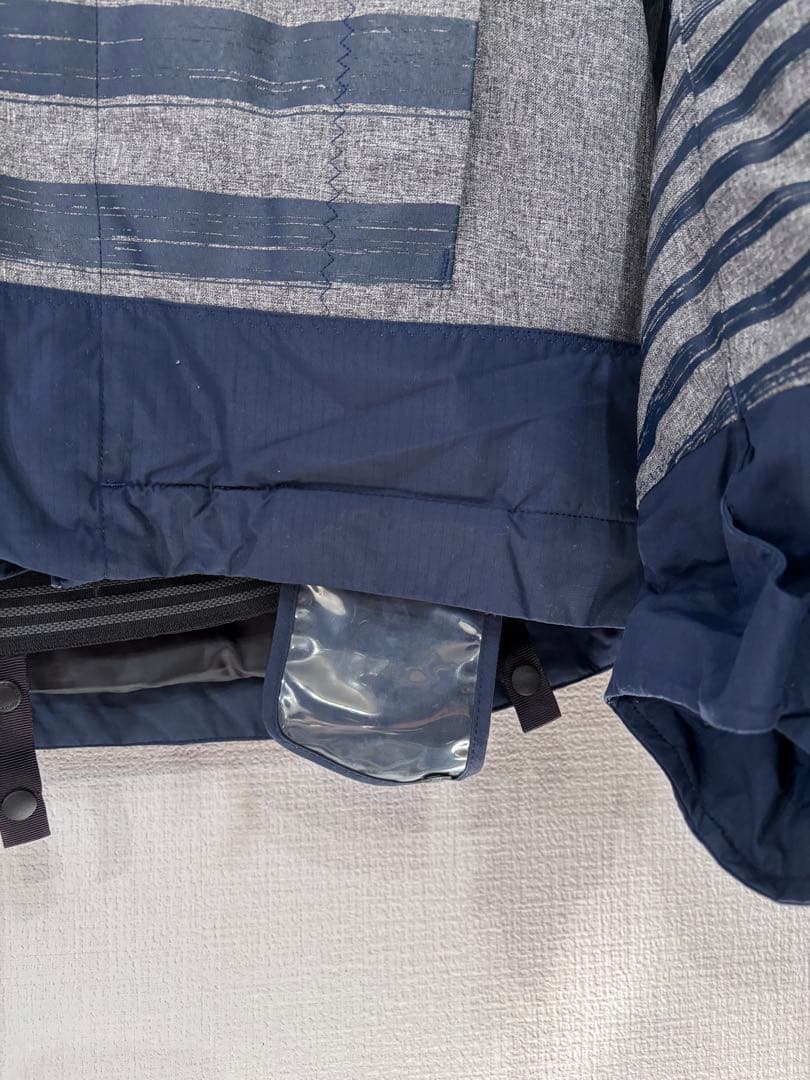 デサントＡ7スノーボードウェア上下セット　レディースM