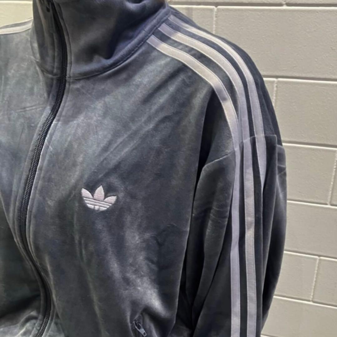 新品2XL⭐️adidas ファイヤーバード ベロア トラックトップ グレー