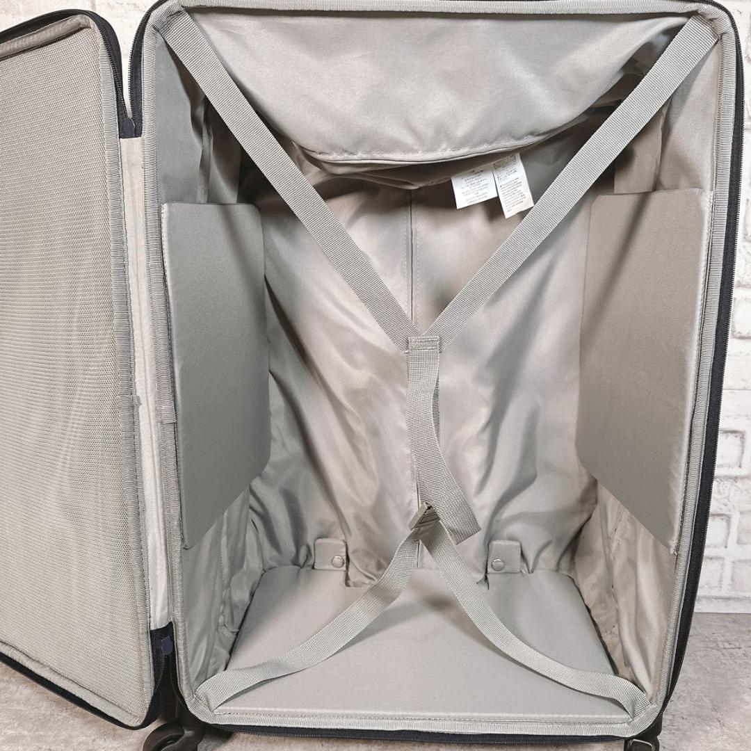 無印良品　63L　半分の厚みで収納できるソフトキャリーケース　良品計画