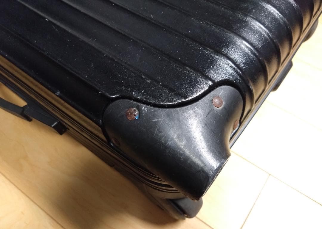 リモワ　サルサ851　マットブラック　機内持ち込み対応　２輪