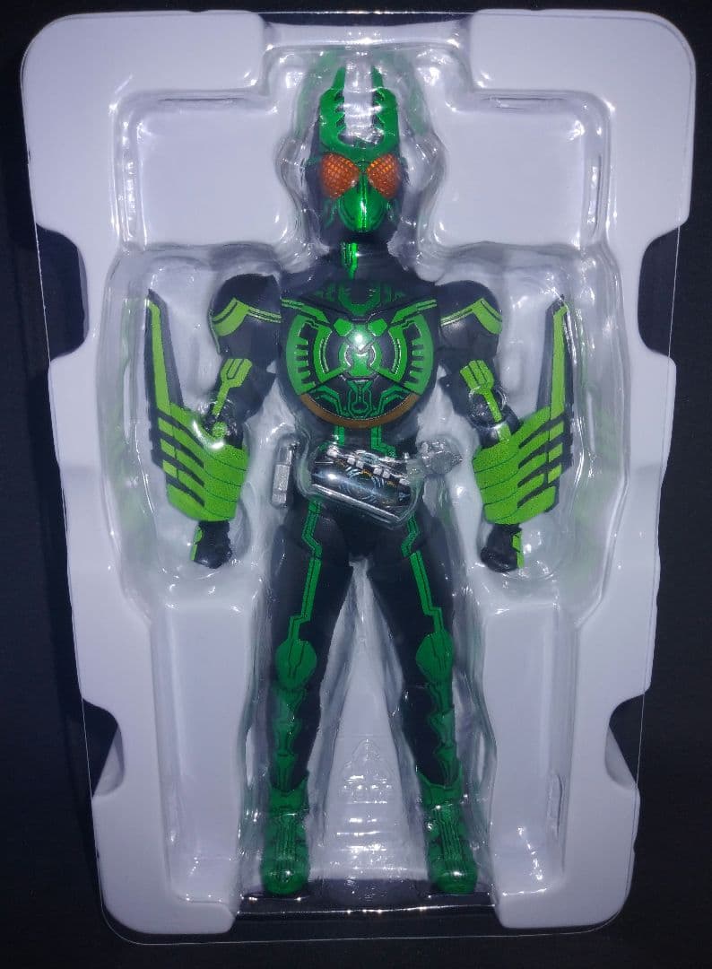 S.H.Figuarts（真骨彫製法）仮面ライダーオーズ ガタキリバコンボ