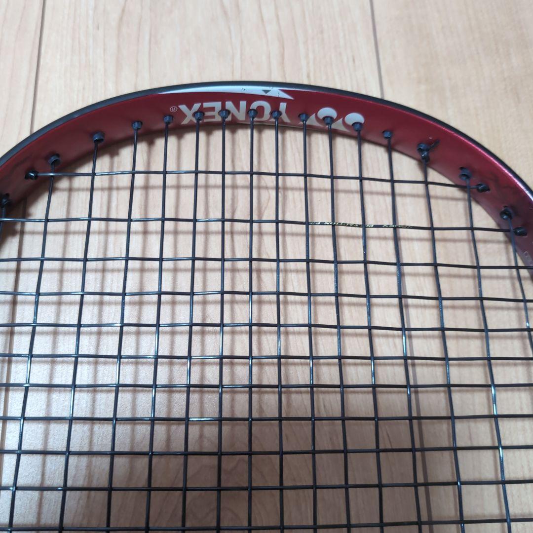 YONEX ボルトレイジ 7V　紅　クレナイ