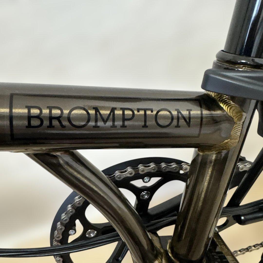 【BROMPTON】 《ブラックラッカー》2024年製 M6R折りたたみ自転車