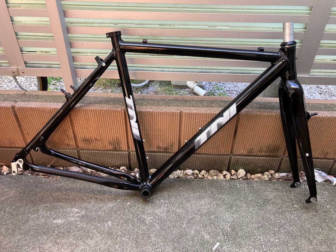 TNI ティーエヌアイ CX EXTRA シクロクロス　アルミ 700c 美品